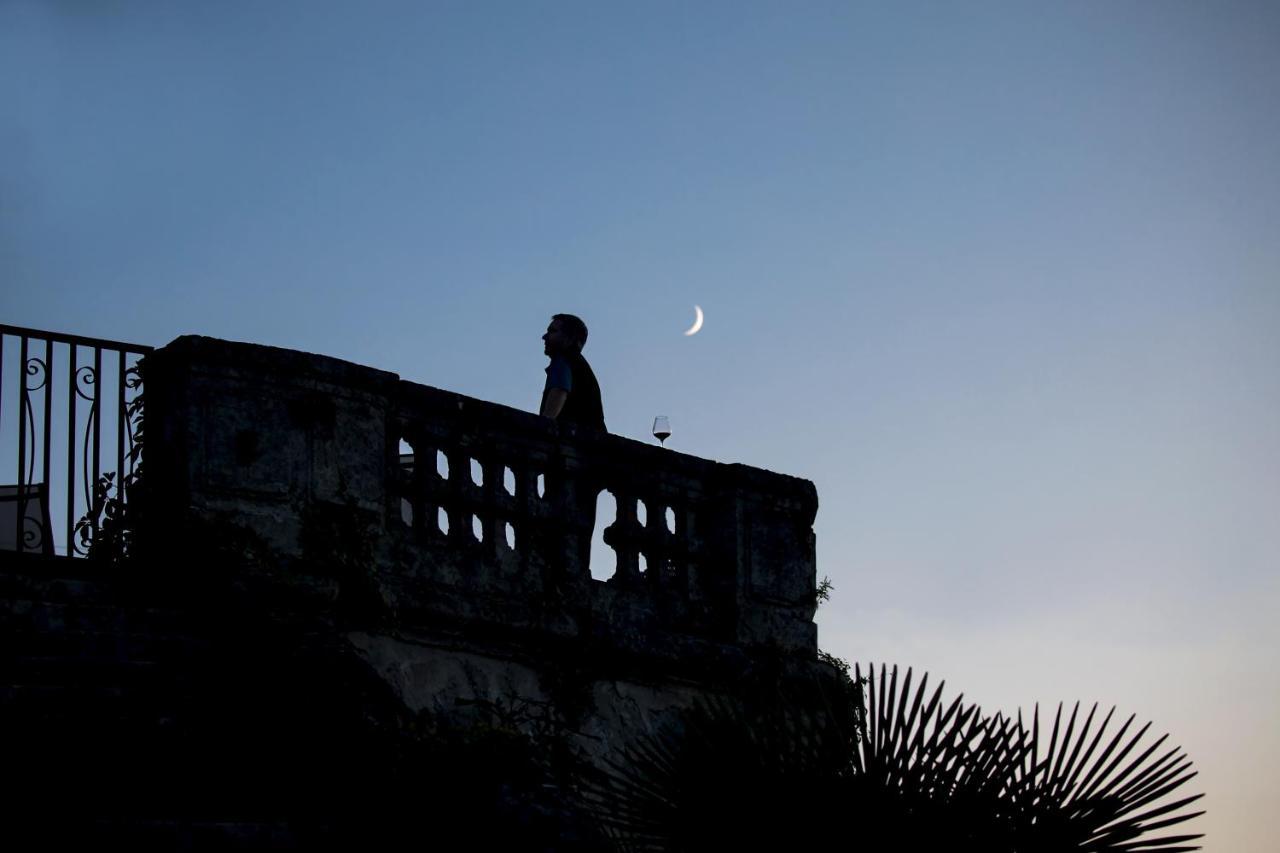 Chateau De La Grave Bourg-sur-Gironde Exterior foto